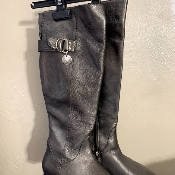 Metallic High Boots - Picture 2 of 3